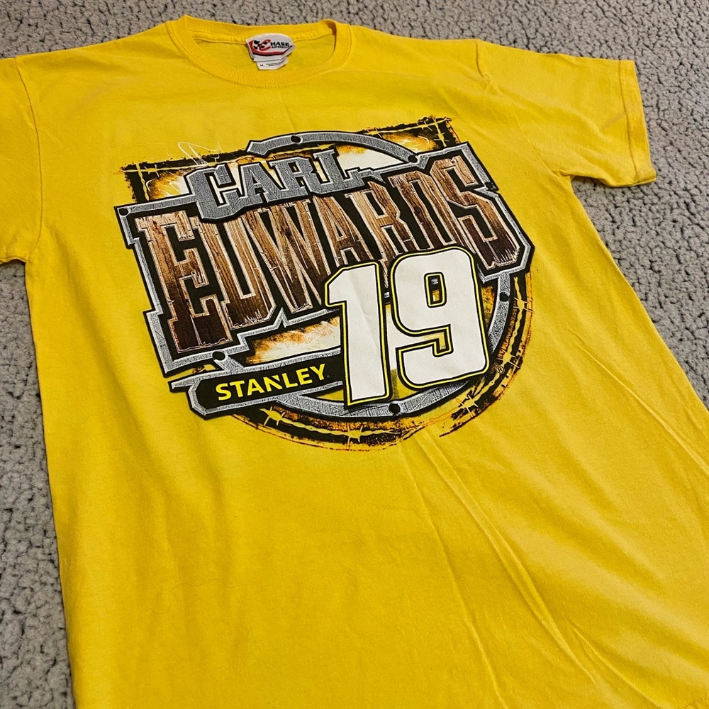 NASCAR - Carl Edwards, Stanley, yellow t shirt - size Medium NWOT